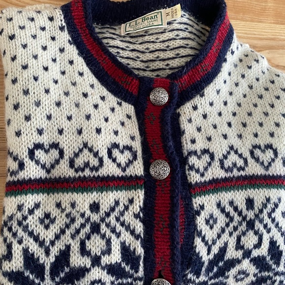 L.L. Bean Navy and Cream Cardigan with Red Accents - Picture 4 of 9